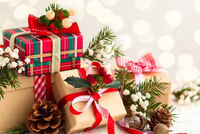 Где купить подарки к Новому году?
