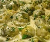 Капуста брюссельская с сельдереем в молочном соусе Капуста брюссельская с сельдереем в молочном соусе