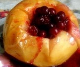 Печеные яблоки с брусникой Печеные яблоки с брусникой