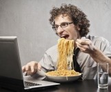 Как лучше всего питаться на работе Как лучше всего питаться на работе