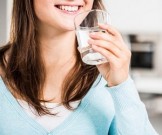 Что происходит с вашим телом, если вы пьете воду натощак?.. Что происходит с вашим телом, если вы пьете воду натощак?..