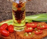 7 гениальных идей, как использовать уксус в кулинарии