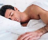 Врачи рассказали, можно ли держать мобильник в спальне Врачи рассказали, можно ли держать мобильник в спальне