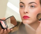 Эксперты рассказали, какую косметику нужно хранить в холодильнике Эксперты рассказали, какую косметику нужно хранить в холодильнике