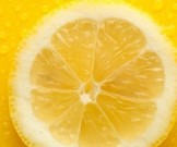 Самые популярные мифы о воде с лимоном