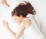 4 натуральных средства, которые избавят от проблем со сном