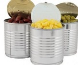Исследователи выяснили, чем опасны консервированные продукты