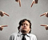 Признаки, которые говорят об излишней самокритике Признаки, которые говорят об излишней самокритике