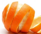 Почему апельсиновые корки лучше не выбрасывать Почему апельсиновые корки лучше не выбрасывать