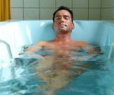 Горячая ванна дает эффект физических упражнений