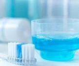 Стало известно, чем опасны ополаскиватели для рта