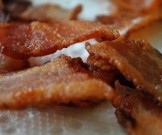 Эксперты определили, из-за каких продуктов люди быстрее стареют
