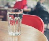 8 признаков того, что вы пьете слишком мало воды