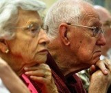 Коронавирус: что должны делать люди старше 60 лет и люди с хроническими заболеваниями